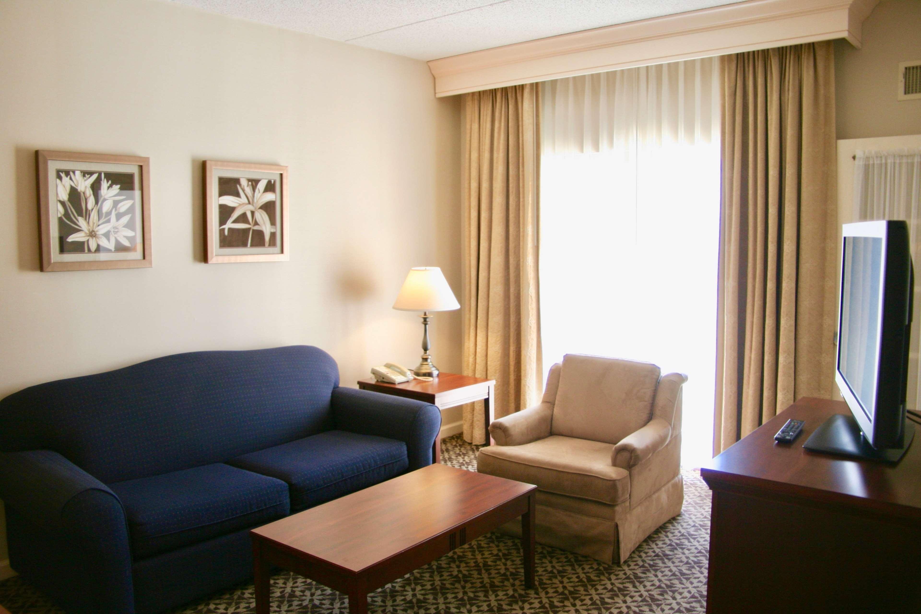 Doubletree Suites By Hilton מאונט לאורל מראה חיצוני תמונה