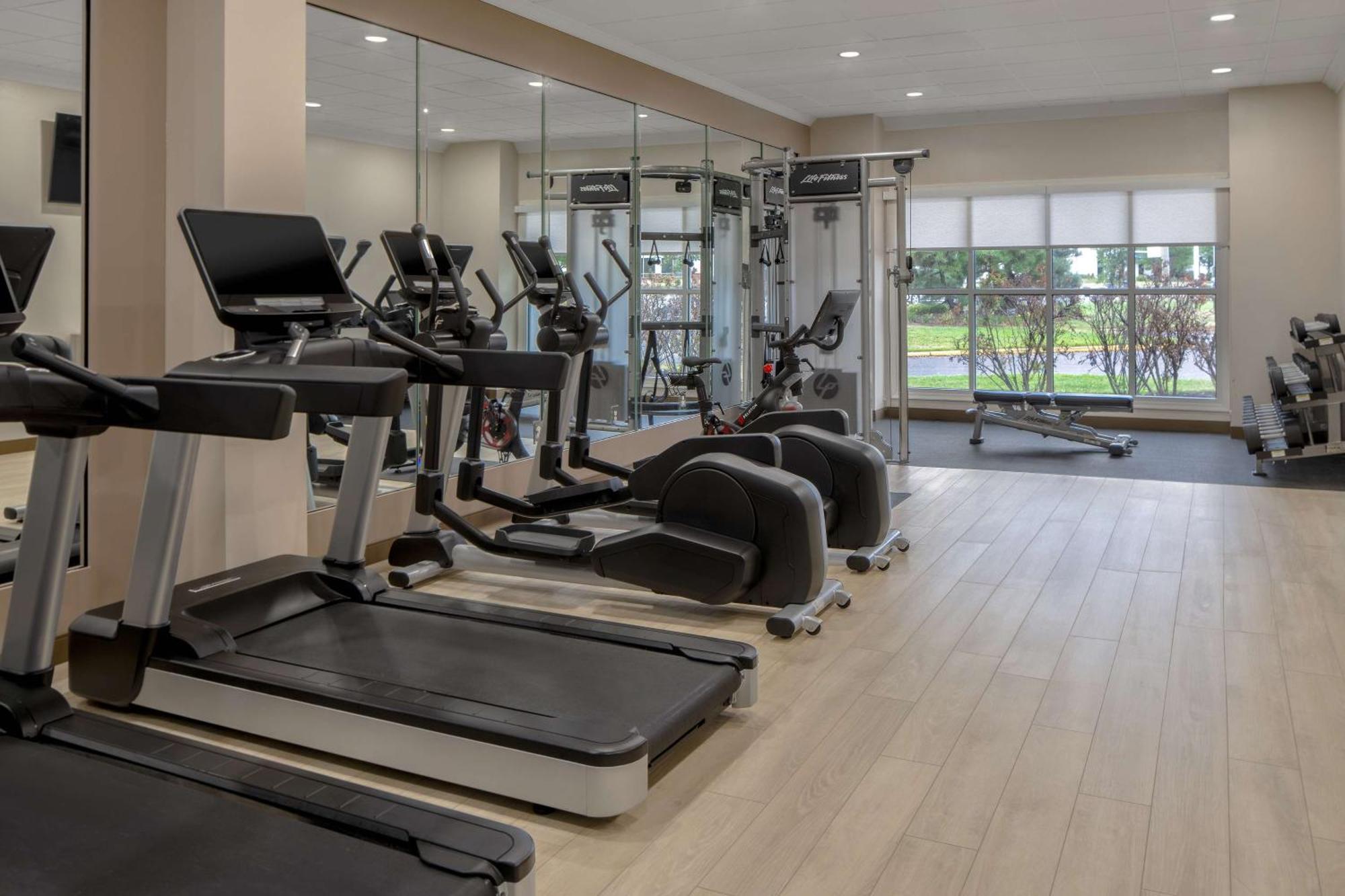 Doubletree Suites By Hilton מאונט לאורל מראה חיצוני תמונה